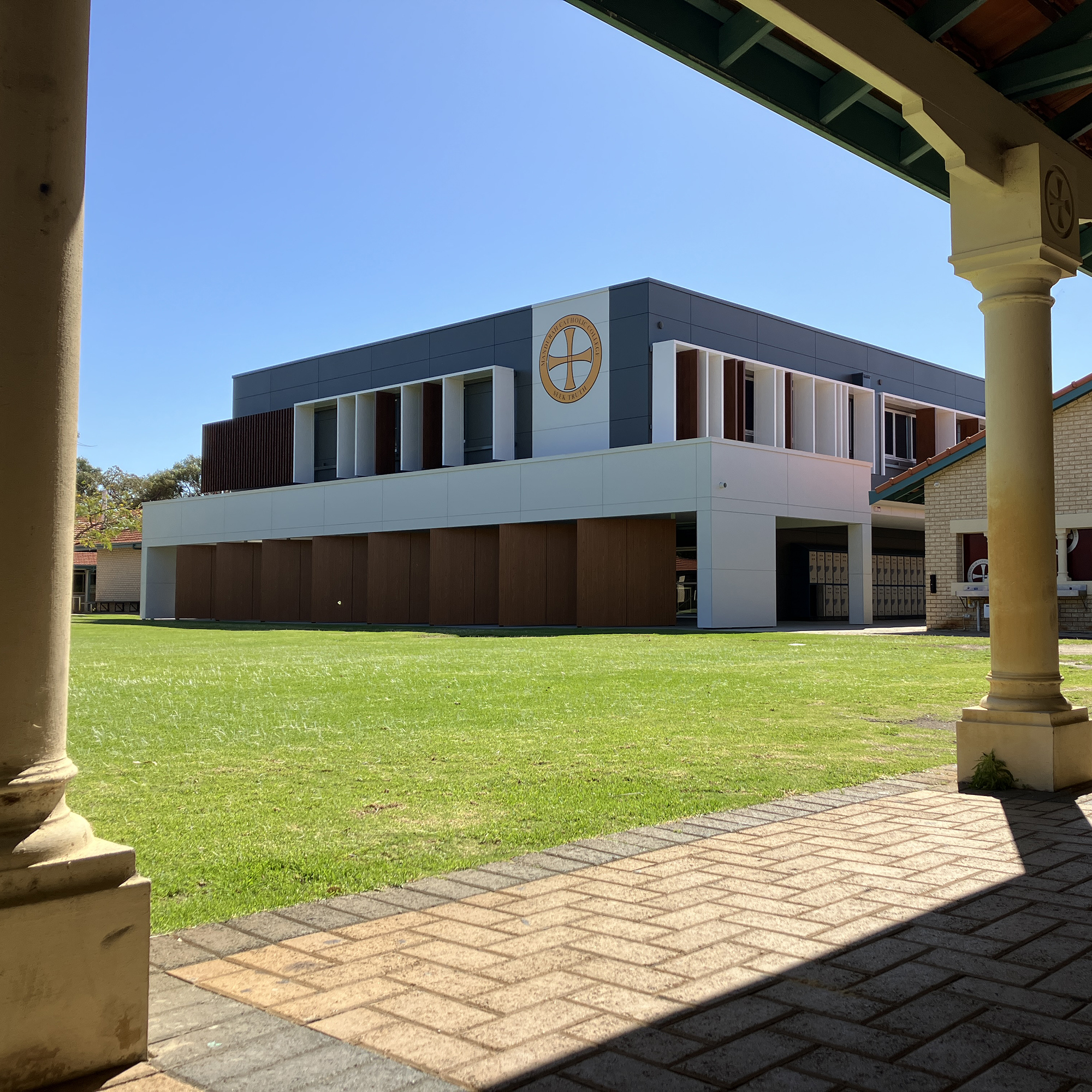 MCC19_Square